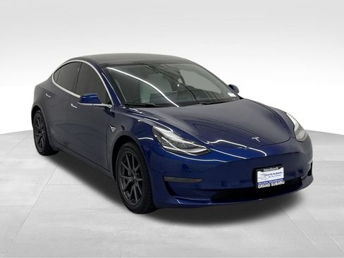 Used 2020 Tesla Model 3 Long Range AWD/4WD image 8