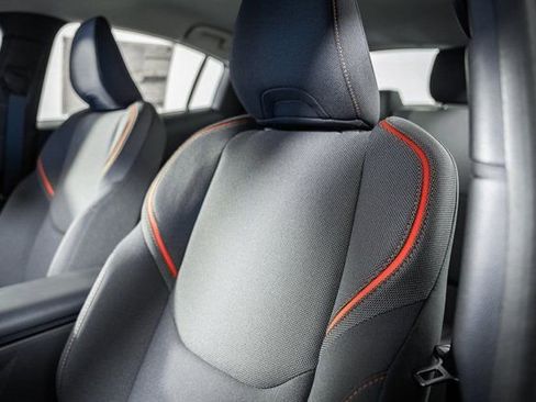 New 2026 Toyota Prius Plug-In Hybrid FWD image 39