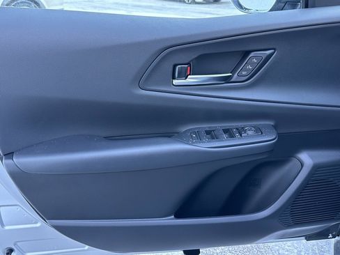 New 2026 Toyota Prius Plug-In Hybrid image 10