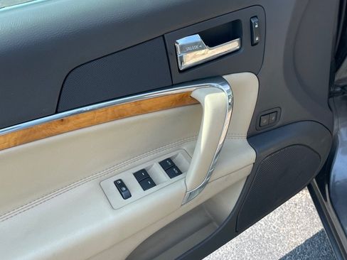 Used 2012 Lincoln MKZ AWD image 11