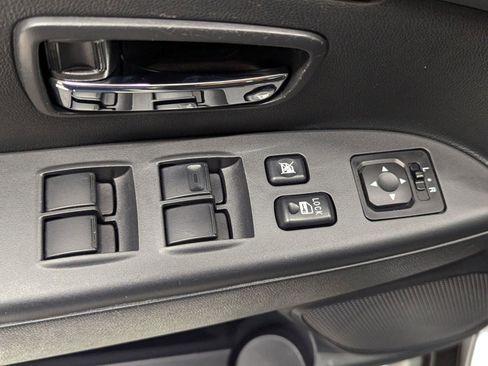 Used 2025 Mitsubishi Outlander Sport ES image 17