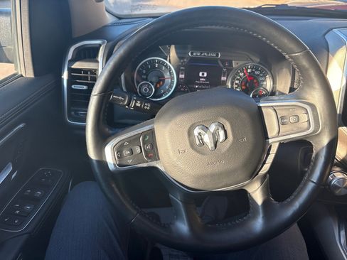 Used 2020 RAM 1500 Laramie image 17