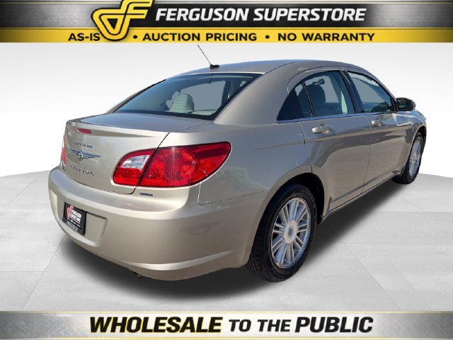 Used 2009 Chrysler Sebring Touring FWD image 7