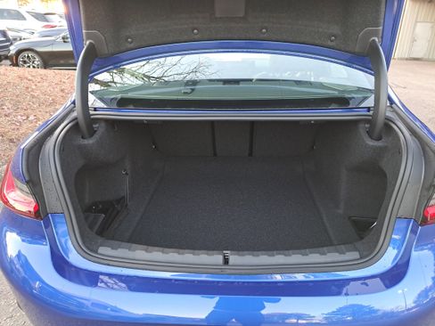 New 2026 BMW 330i Sedan w/ M Sport Package image 13