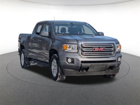 Used 2019 GMC Canyon SLE image 3