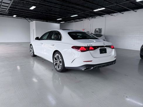 Used 2025 Mercedes-Benz E 350 4MATIC Sedan w/ Winter Package image 4