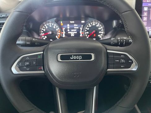 New 2026 Jeep Compass Latitude AWD/4WD image 23