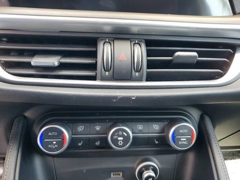 Used 2018 Alfa Romeo Stelvio Ti image 27