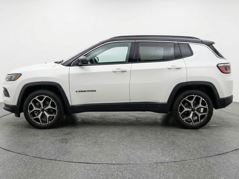 Used 2025 Jeep Compass Limited AWD/4WD image 5