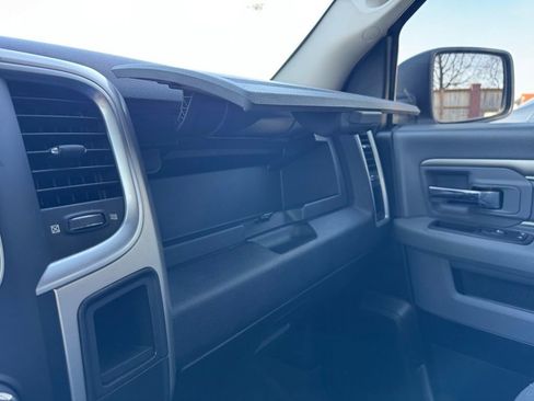 Used 2019 RAM 1500 Classic SLT image 36