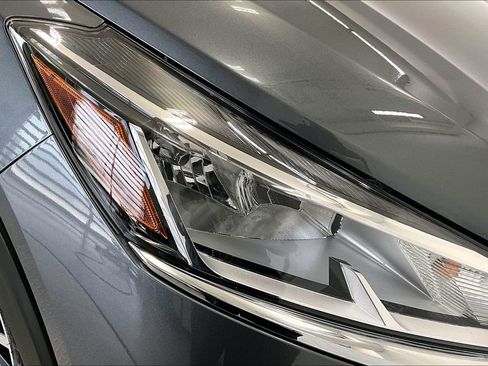 Used 2023 Nissan Kicks SV FWD image 28