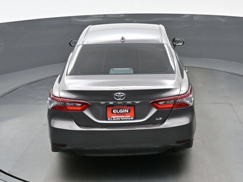 Used 2022 Toyota Camry LE FWD image 37