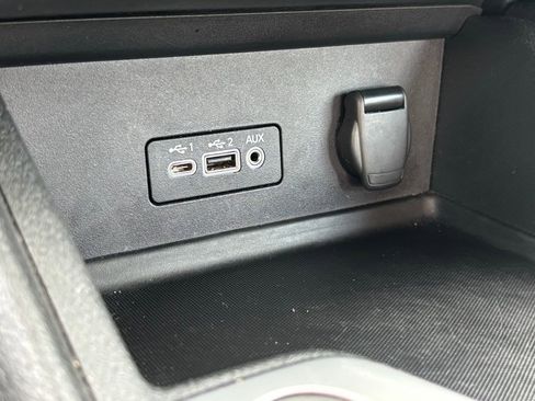 Used 2023 Nissan Sentra SV image 21