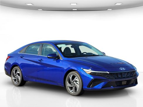 New 2026 Hyundai Elantra Limited image 7