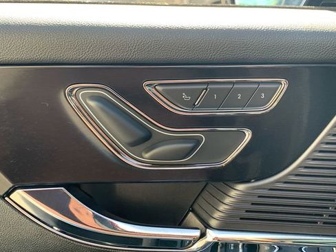 Used 2022 Lincoln Corsair Reserve w/ Elements Package image 41