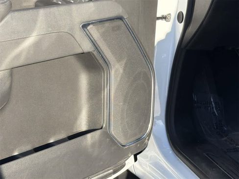 Used 2025 GMC Sierra 1500 SLT image 24