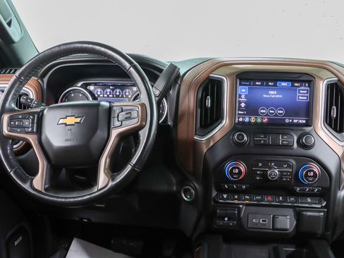 Used 2022 Chevrolet Silverado 2500 High Country w/ Safety Package II AWD/4WD image 18
