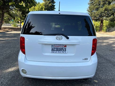 Used 2008 Scion xB FWD image 18