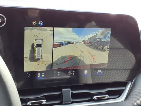 New 2026 Chevrolet Equinox LT w/ Safety and Technology Package AWD/4WD image 21