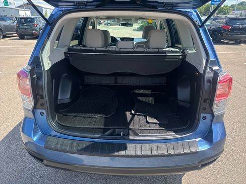 Used 2018 Subaru Forester 2.5i Premium AWD/4WD image 7