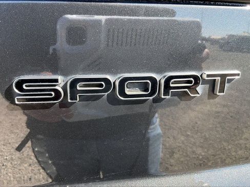 Used 2019 Land Rover Range Rover Sport HSE Dynamic image 10