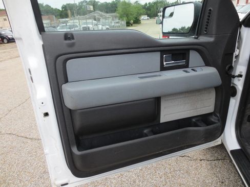 Used 2014 Ford F150 XLT w/ Trailer Tow Package RWD image 15