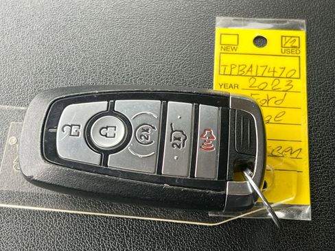 Used 2023 Ford Edge SEL w/ Convenience Package image 35