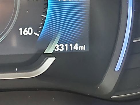 Used 2019 Hyundai Santa Fe SEL w/ Cargo Package image 19