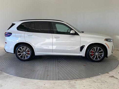 New 2026 BMW X5 xDrive50e w/ M Sport Package image 7