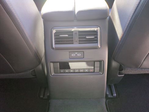 Certified 2024 MAZDA CX-90 Plug-In Hybrid w/ Preferred image 30