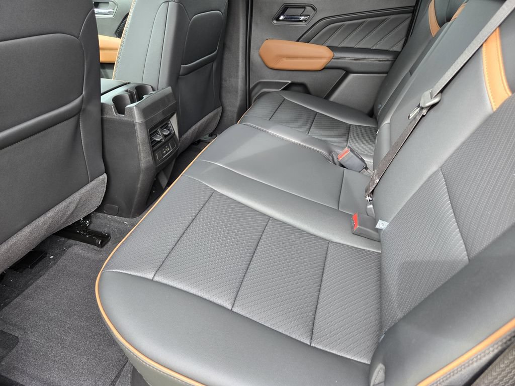 New 2026 GMC Canyon AT4 w/ AT4 Premium Package AWD/4WD image 19