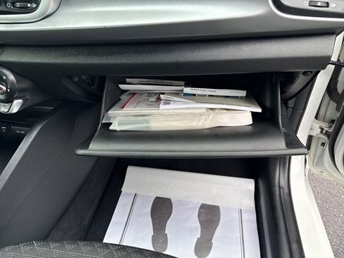 Used 2021 Kia Rio S image 37