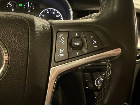 Used 2018 Buick Encore FWD image 39