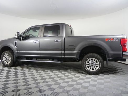 Used 2017 Ford F250 XL w/ STX Appearance Package image 5