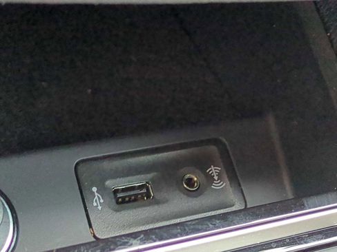 Used 2016 Volkswagen Jetta GLI SE image 33