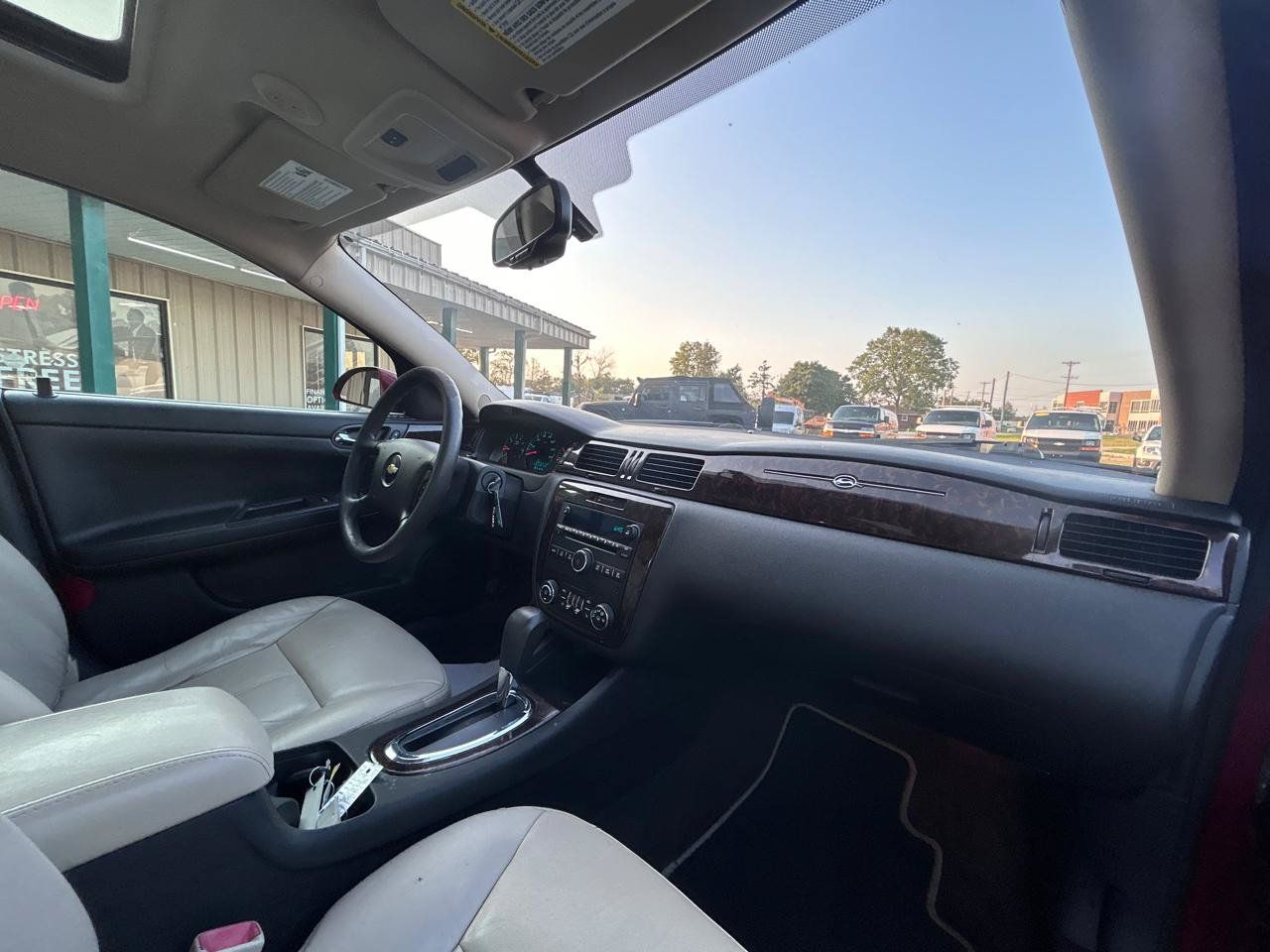 Used 2015 Chevrolet Impala LTZ FWD image 19