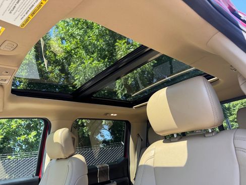 Used 2019 Ford F250 Lariat w/ Lariat Ultimate Package AWD/4WD image 12