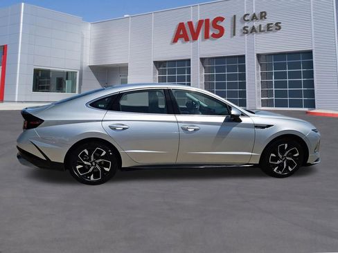 Used 2025 Hyundai Sonata SEL FWD image 7