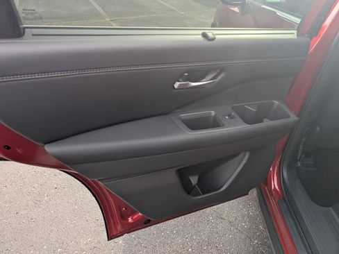 New 2026 Nissan Pathfinder Platinum image 11