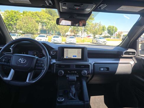 Certified 2026 Toyota 4Runner SR5 RWD image 18