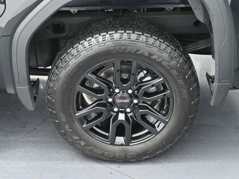 Used 2025 GMC Sierra 1500 Elevation AWD/4WD image 31