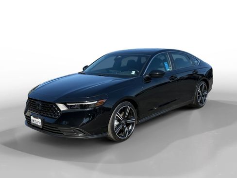 Used 2024 Honda Accord Sport image 1