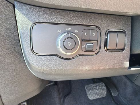 Used 2023 Mercedes-Benz Sprinter 3500 image 21