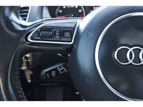 Used 2018 Audi Q3 2.0T Premium w/ Convenience Package FWD image 18