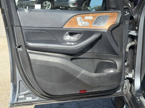 Used 2020 Mercedes-Benz GLS 450 GLS 450 4MATIC SUV AWD image 16