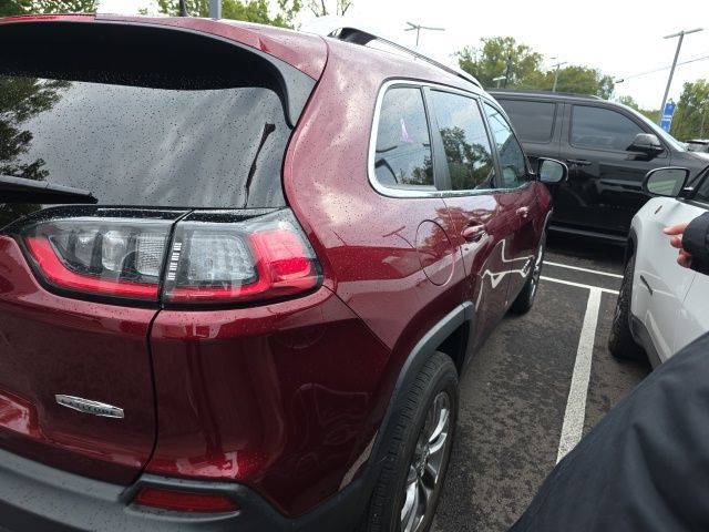Used 2019 Jeep Cherokee Latitude Plus AWD/4WD image 14