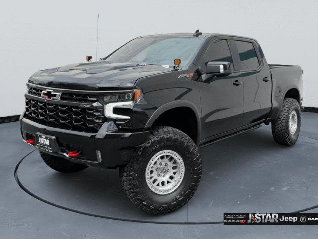 Used 2022 Chevrolet Silverado 1500 ZR2 w/ Technology Package AWD/4WD image 1