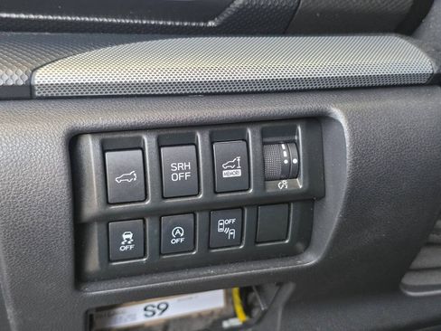 Used 2019 Subaru Forester Limited w/ Popular Package #3 AWD/4WD image 18