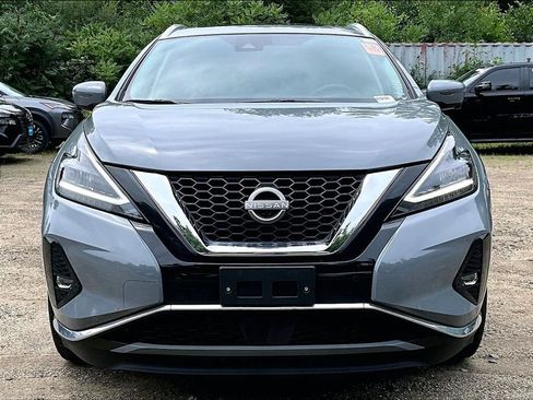 Used 2024 Nissan Murano Platinum w/ Cargo Package AWD/4WD image 2