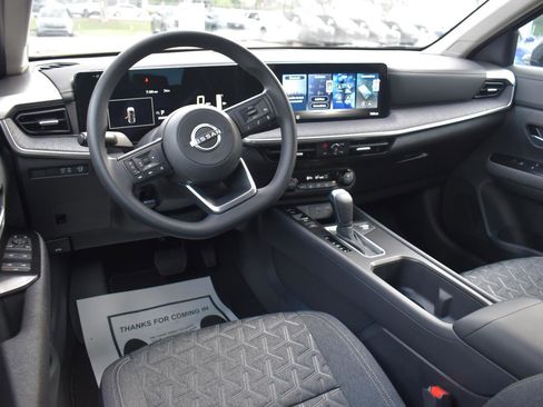 New 2026 Nissan Kicks SV w/ Interior Electronics Package FWD image 25